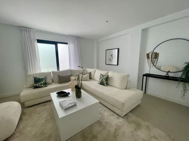 Chalet de 3 habitaciones en El Paraiso, Estepona en venta con piscina garaje - 850.000 € (Ref: 9256358)