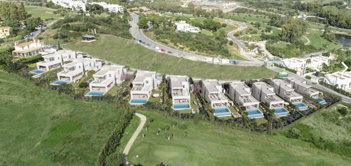 3 soverom Villa til salgs i Estepona med svømmebasseng garasje - € 1 440 000 (Ref: 9256584)