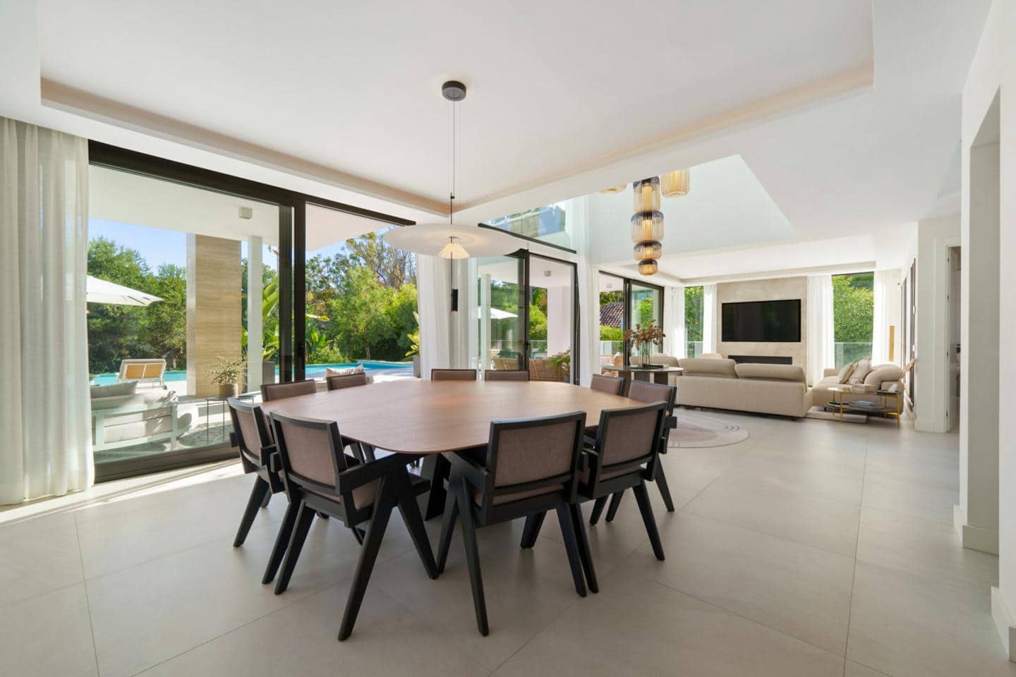 6 soverom Villa til salgs i Marbella med svømmebasseng garasje - € 5 900 000 (Ref: 9257603)