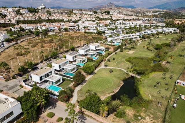 5 camera da letto Villa in vendita in El Paraiso, Estepona con piscina garage - 1.790.000 € (Rif: 9275336)