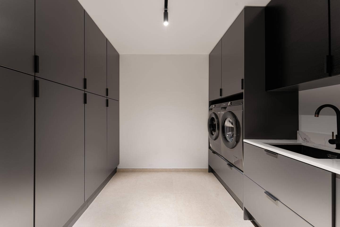 6 sovrum Villa till salu i Estepona med pool garage - 2 895 000 € (Ref: 9329556)