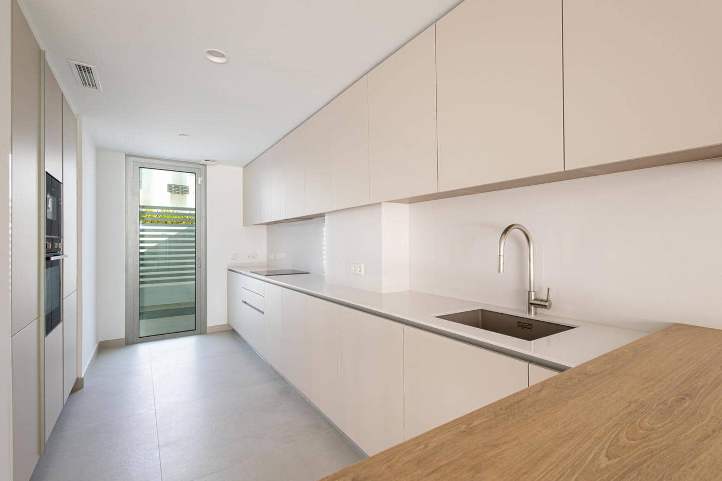 3 sypialnia Willa na sprzedaż w San Pedro de Alcantara z basenem garażem - 1 100 000 € (Ref: 9329767)