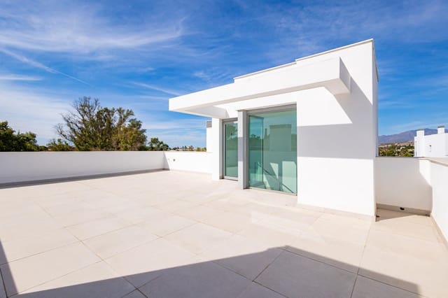 3 sypialnia Willa na sprzedaż w San Pedro de Alcántara Pueblo, Marbella z basenem garażem - 1 100 000 € (Ref: 9329767)