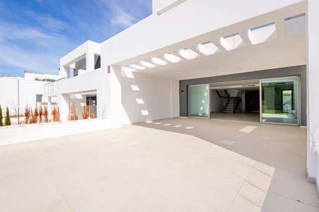 3 sypialnia Willa na sprzedaż w San Pedro de Alcántara Pueblo, Marbella z basenem garażem - 1 100 000 € (Ref: 9329767)