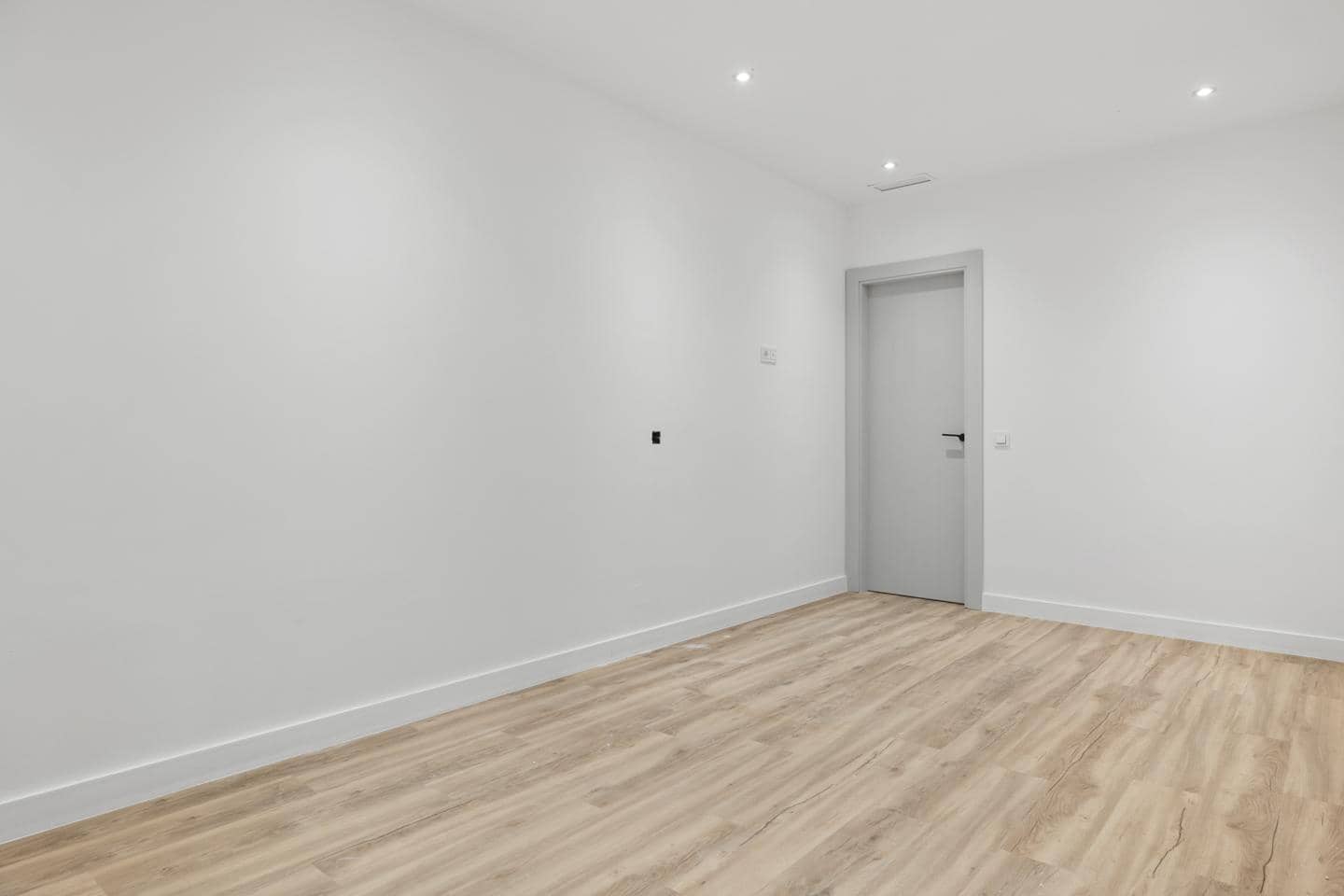 5 soverom Villa til salgs i Marbella med svømmebasseng garasje - € 2 950 000 (Ref: 9337282)