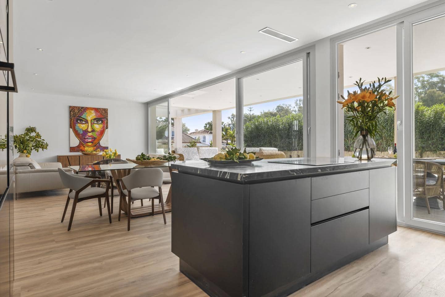 5 soverom Villa til salgs i Marbella med svømmebasseng garasje - € 2 950 000 (Ref: 9337282)