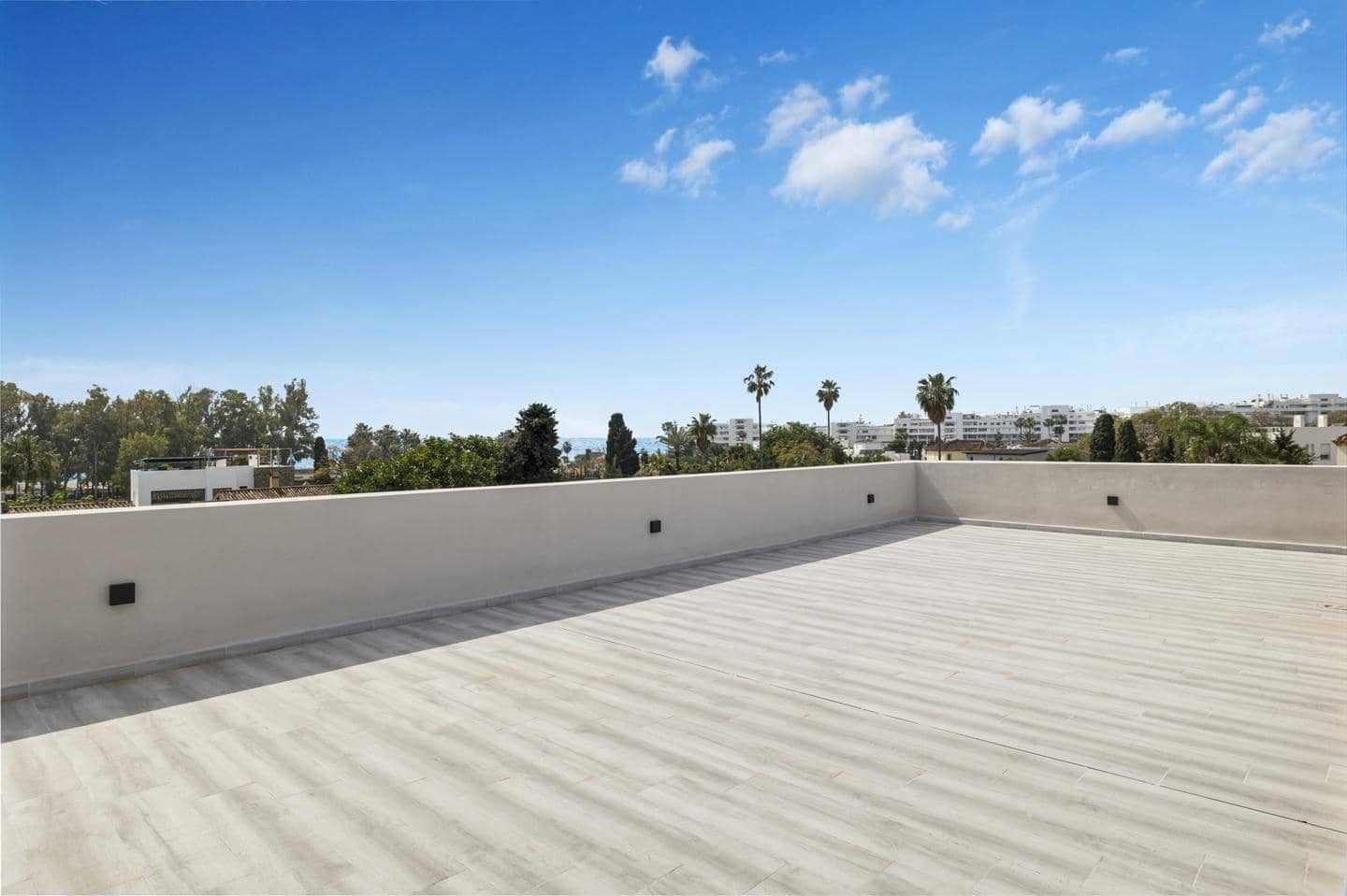 5 soverom Villa til salgs i Marbella med svømmebasseng garasje - € 2 950 000 (Ref: 9337282)