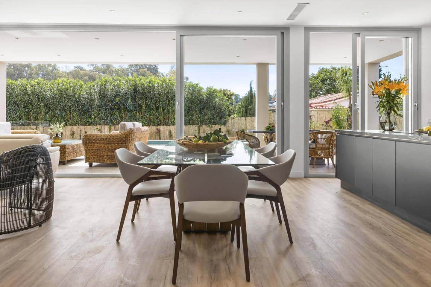 5 soverom Villa til salgs i Marbella med svømmebasseng garasje - € 2 950 000 (Ref: 9337282)