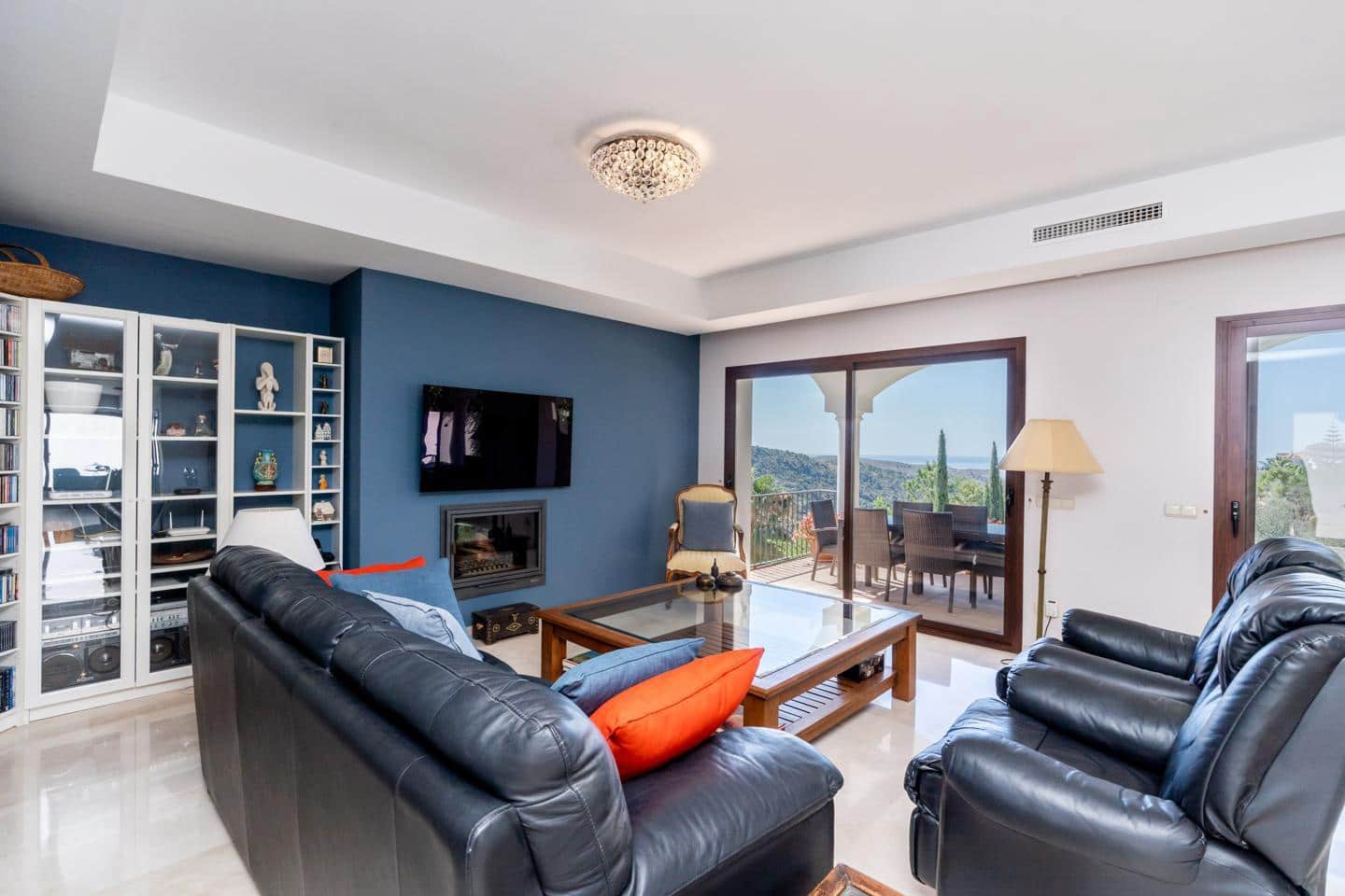 4 chambre Villa/Maison à vendre à Benahavis avec piscine garage - 1 795 000 € (Ref: 9338515)