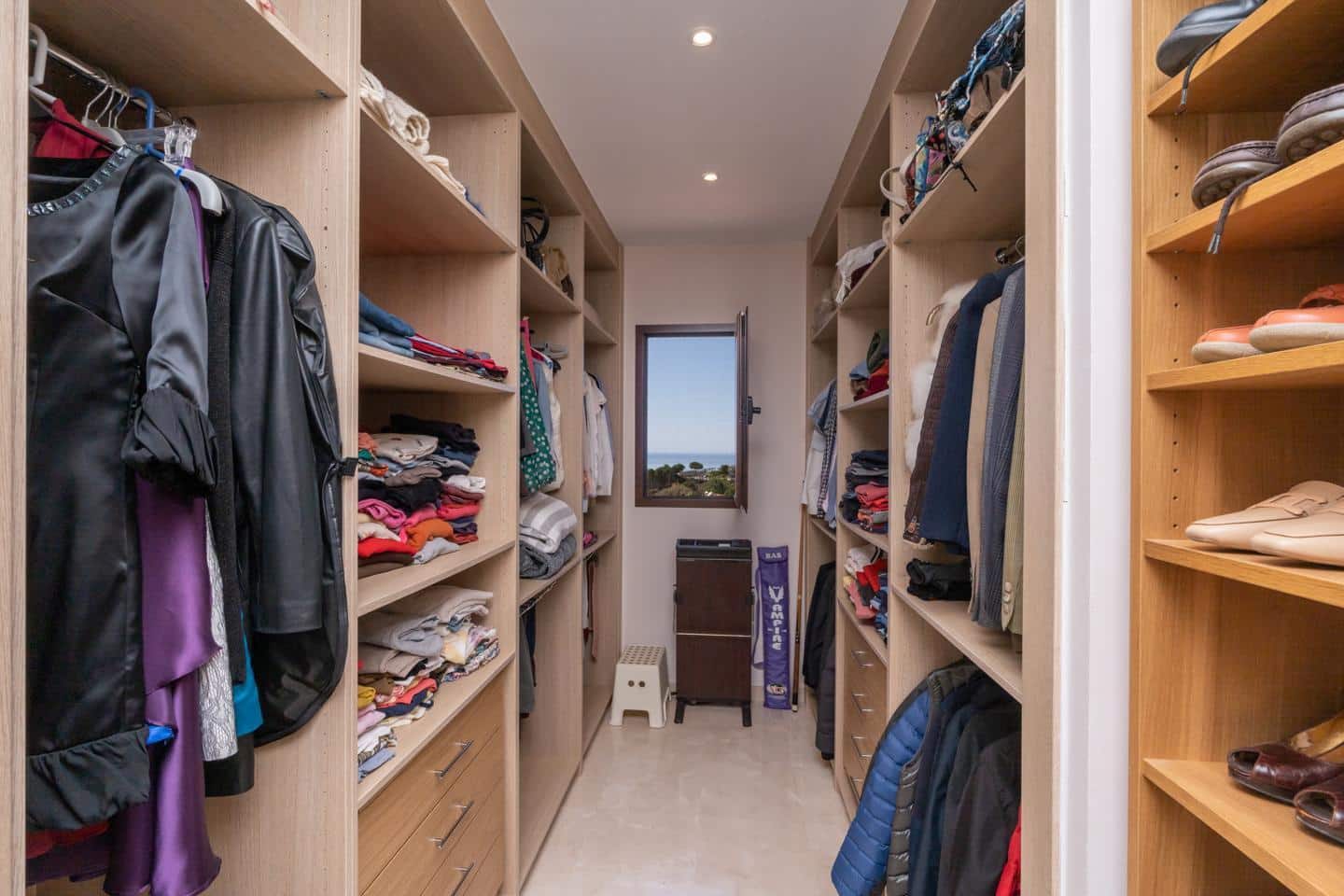 4 chambre Villa/Maison à vendre à Benahavis avec piscine garage - 1 795 000 € (Ref: 9338515)