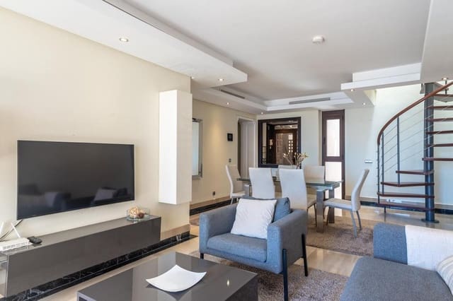 2 soveværelse Penthouse til salg i El Padrón, Estepona med swimmingpool garage - € 630.000 (Ref: 9338517)