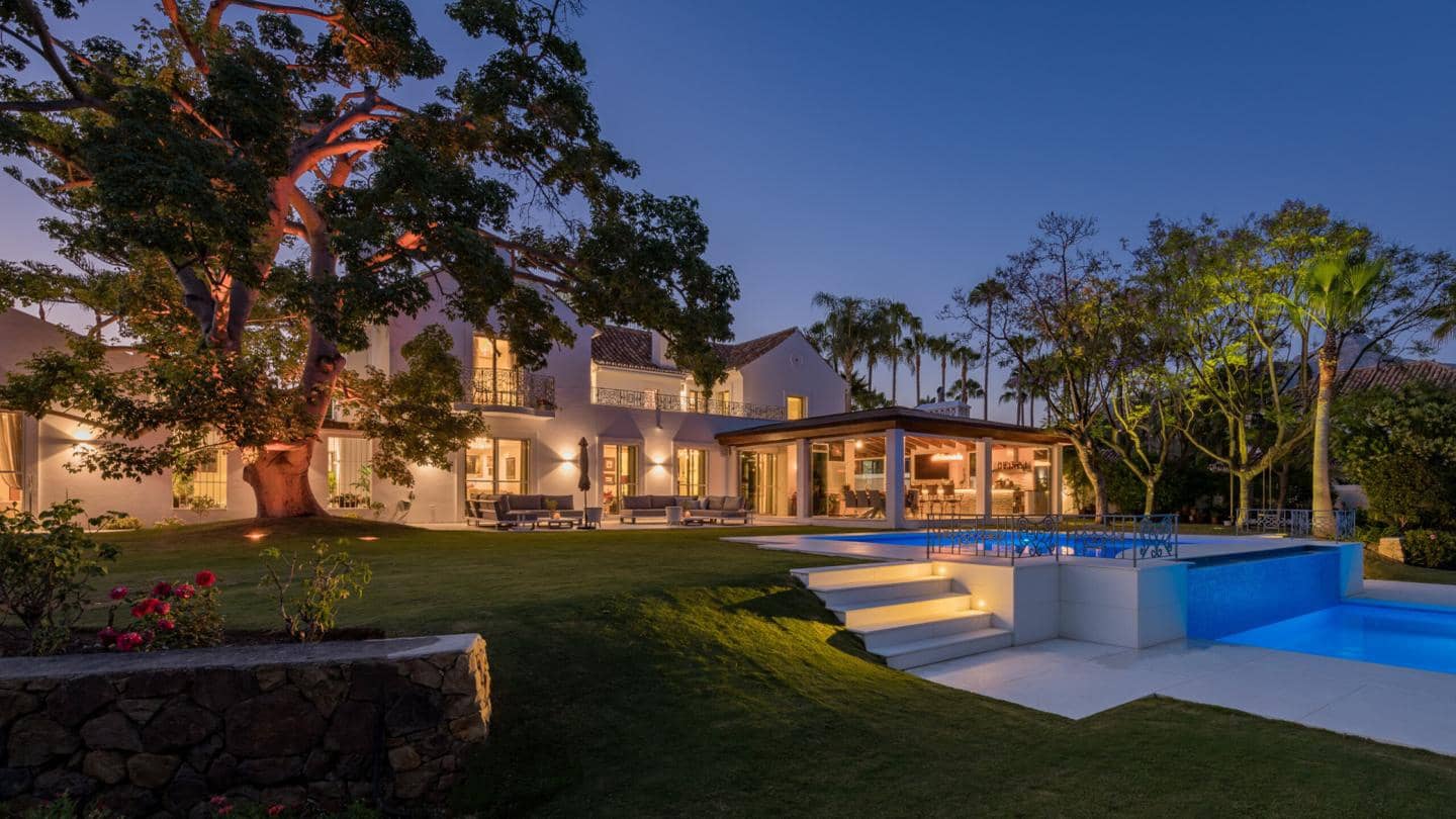 6 sovrum Villa till salu i Marbella med pool garage - 9 750 000 € (Ref: 9343030)