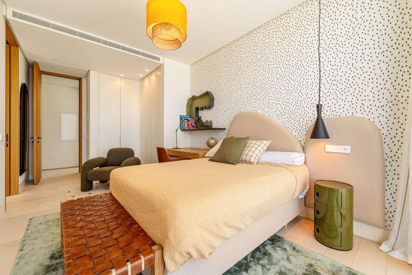 6 sypialnia Willa na sprzedaż w Marbella z basenem garażem - 6 500 000 € (Ref: 9343033)