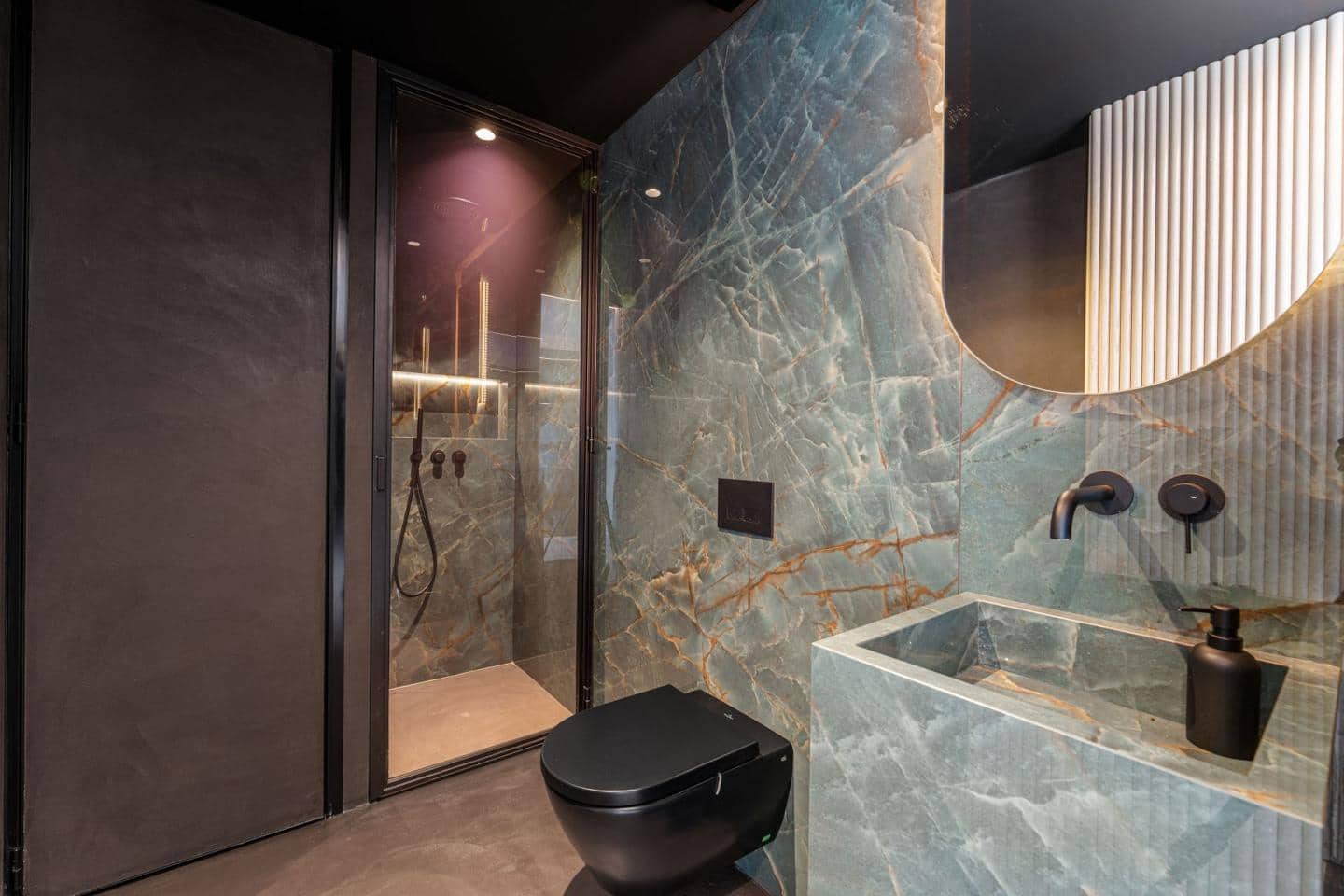 4 slaapkamer Penthouse te koop in Benahavis met zwembad - € 1.995.000 (Ref: 9343078)