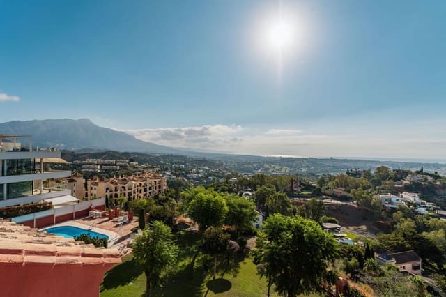 4 chambre Penthouse à vendre à La Quinta, Benahavís avec piscine - 1 995 000 € (Ref: 9343078)