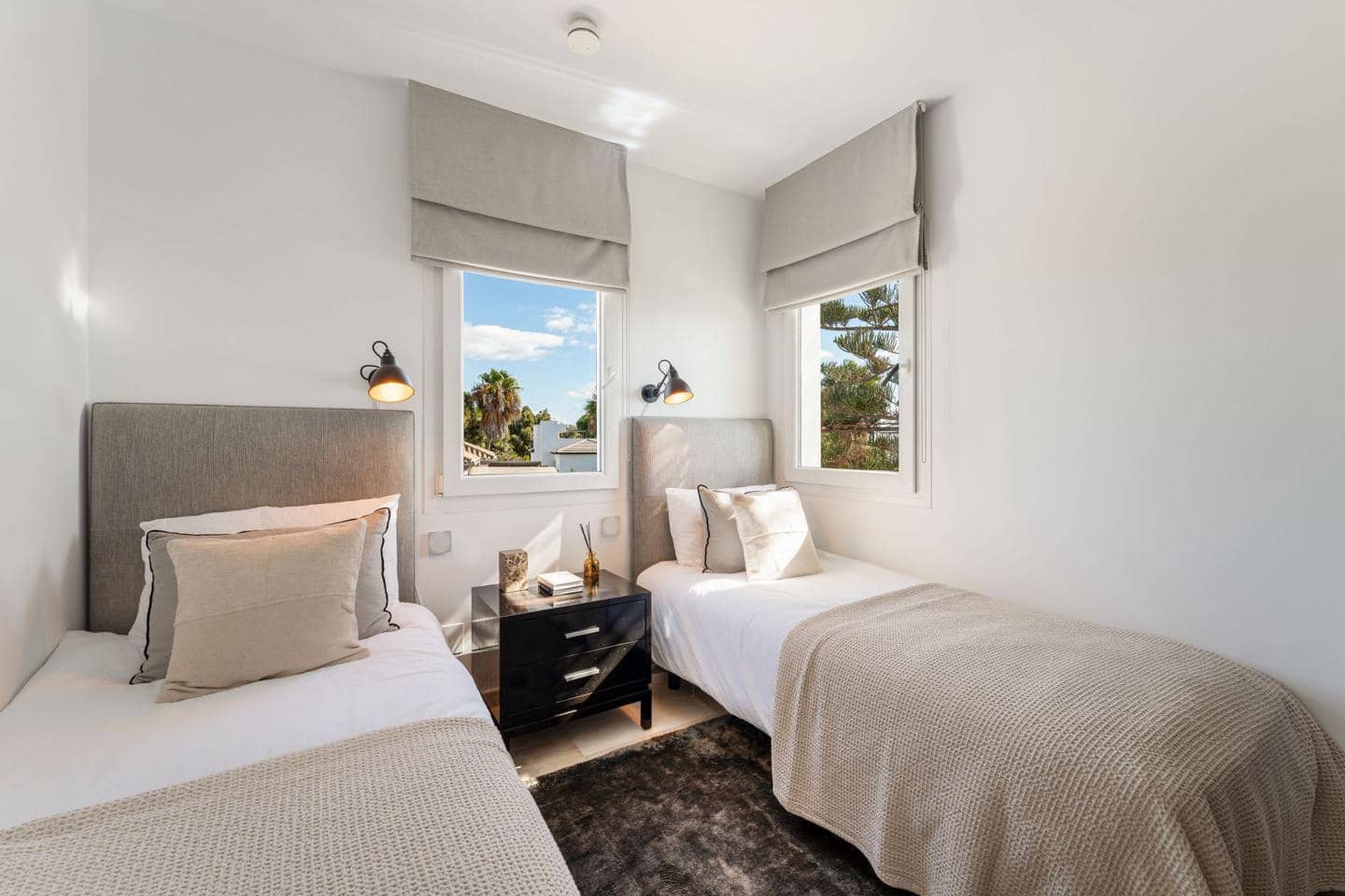 3 chambre Penthouse à vendre à Marbella avec piscine garage - 2 495 000 € (Ref: 9373954)