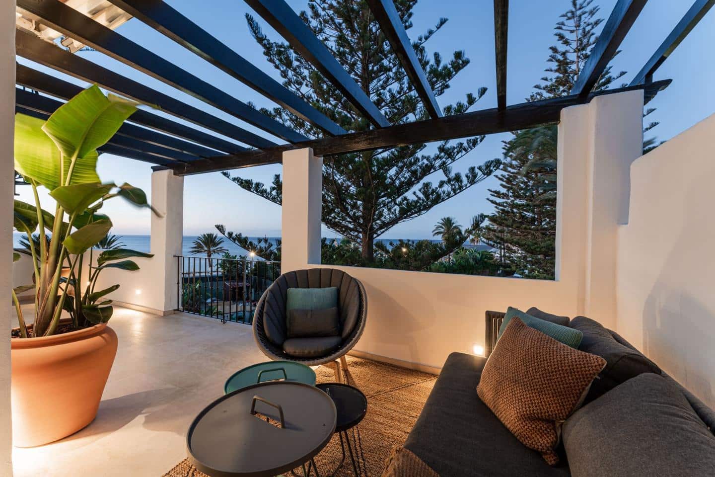 3 chambre Penthouse à vendre à Marbella avec piscine garage - 2 495 000 € (Ref: 9373954)