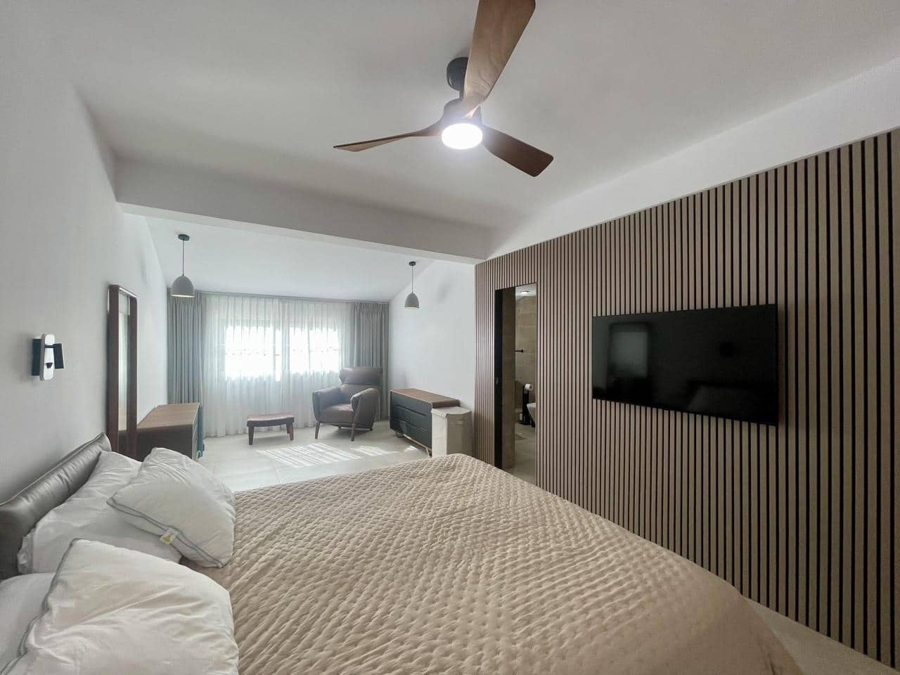 3 Zimmer Villa zu verkaufen in Sotogrande mit Pool Garage - 860.000 € (Ref: 9373955)