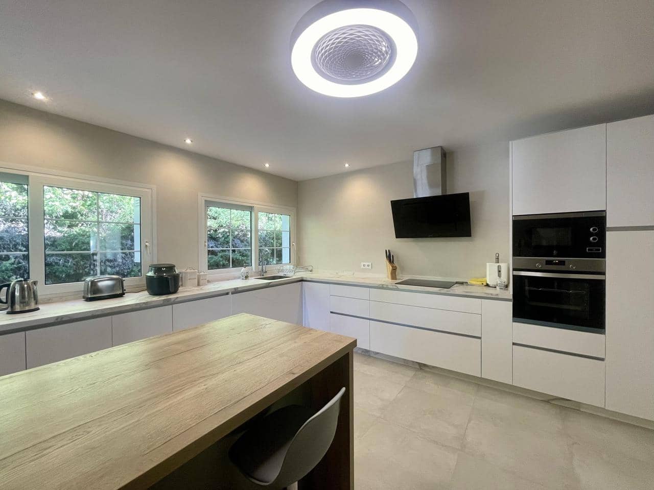 3 Zimmer Villa zu verkaufen in Sotogrande mit Pool Garage - 860.000 € (Ref: 9373955)