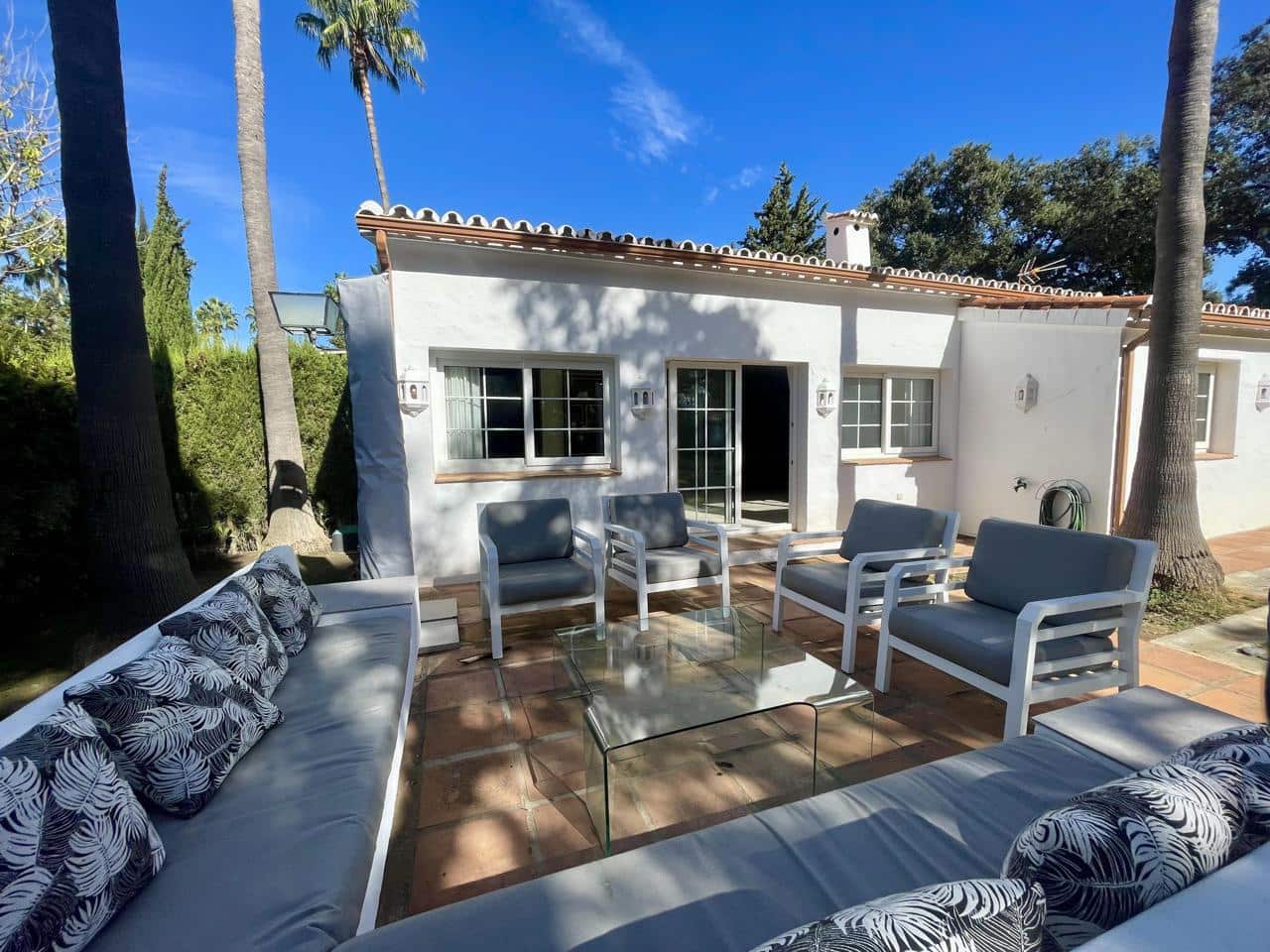 3 Zimmer Villa zu verkaufen in Sotogrande mit Pool Garage - 860.000 € (Ref: 9373955)