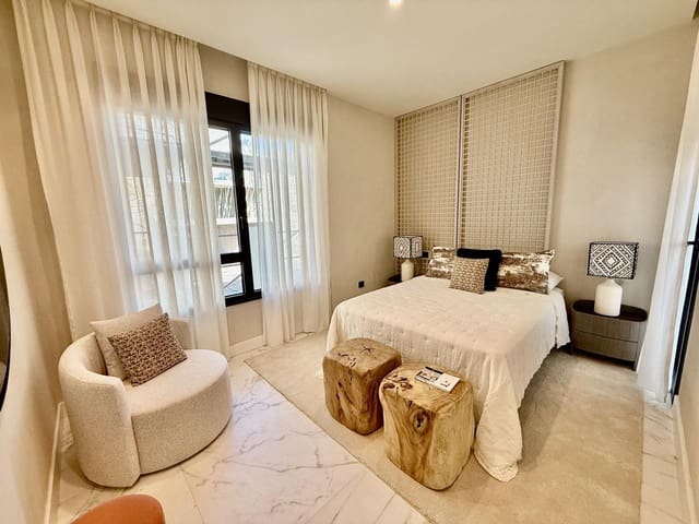 5 soveværelse Lejlighed til salg i La Concha - Resina Golf, Estepona med swimmingpool garage - € 1.679.000 (Ref: 9384926)