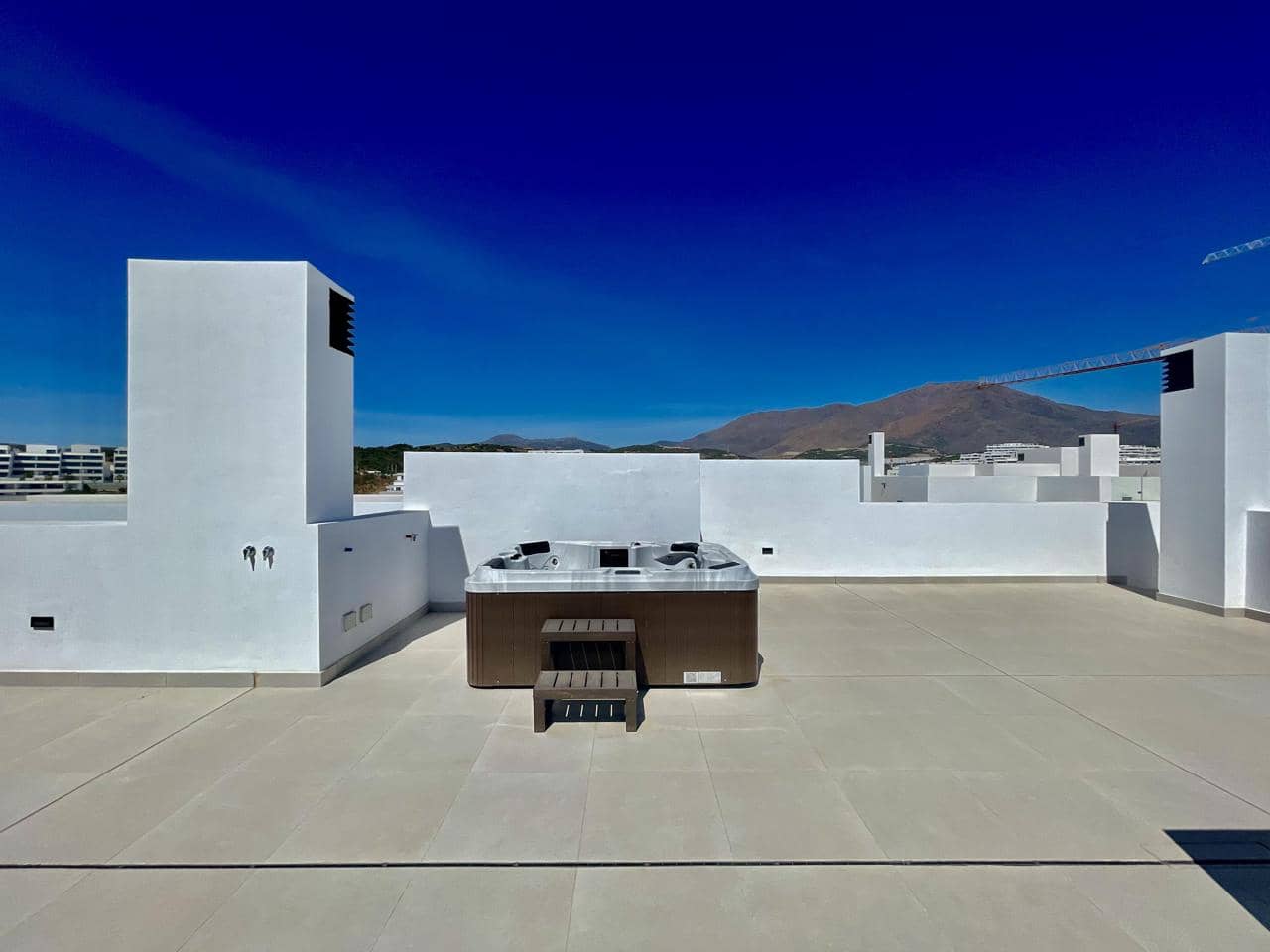 3 sovrum Takvåning till salu i Estepona med pool garage - 725 000 € (Ref: 9388706)