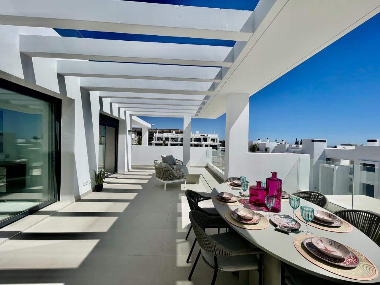 3 sovrum Takvåning till salu i Estepona med pool garage - 725 000 € (Ref: 9388706)