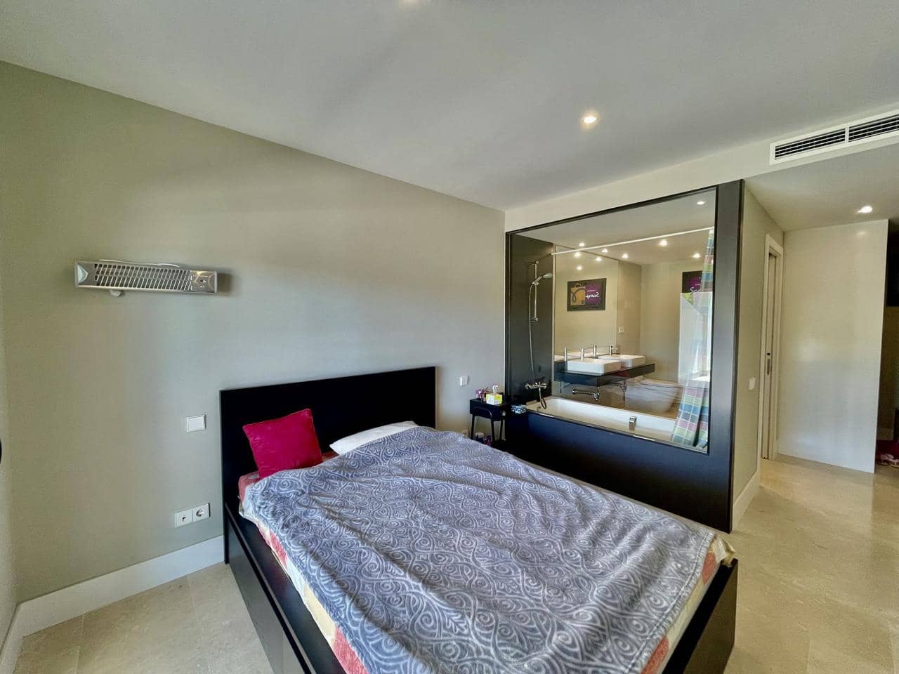 2 Zimmer Apartment zu verkaufen in New Golden Mile mit Pool Garage - 379.000 € (Ref: 9404642)