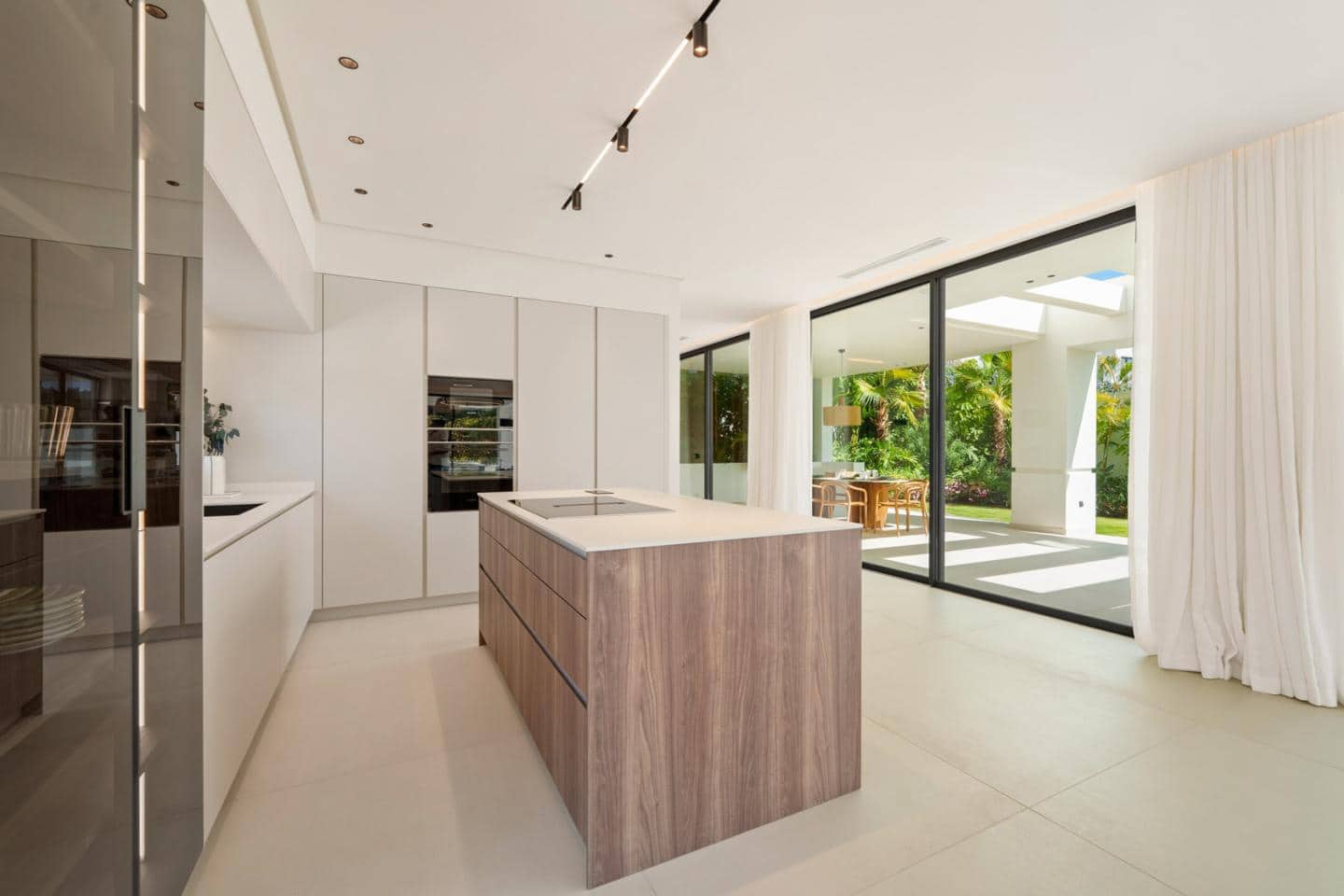 5 slaapkamer Villa te koop in Marbella met zwembad garage - € 4.580.000 (Ref: 9414317)