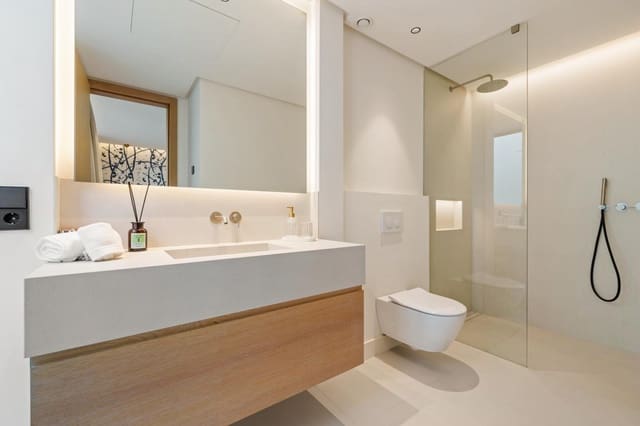 5 slaapkamer Villa te koop in Nueva Alcántara, Marbella met zwembad garage - € 4.580.000 (Ref: 9414317)