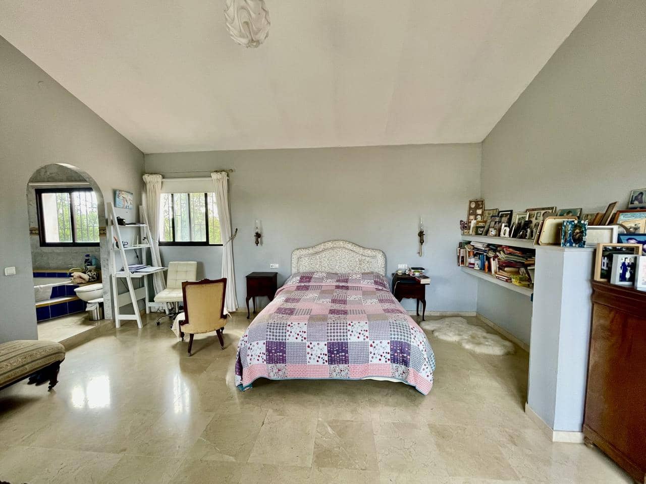 7 sovrum Finca/Hus på landet till salu i San Enrique de Guadiaro med pool garage - 875 000 € (Ref: 9426694)