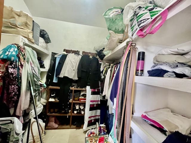 7 bedroom Finca/Country House for sale in San Enrique de Guadiaro, San Roque with pool garage - € 875,000 (Ref: 9426694)