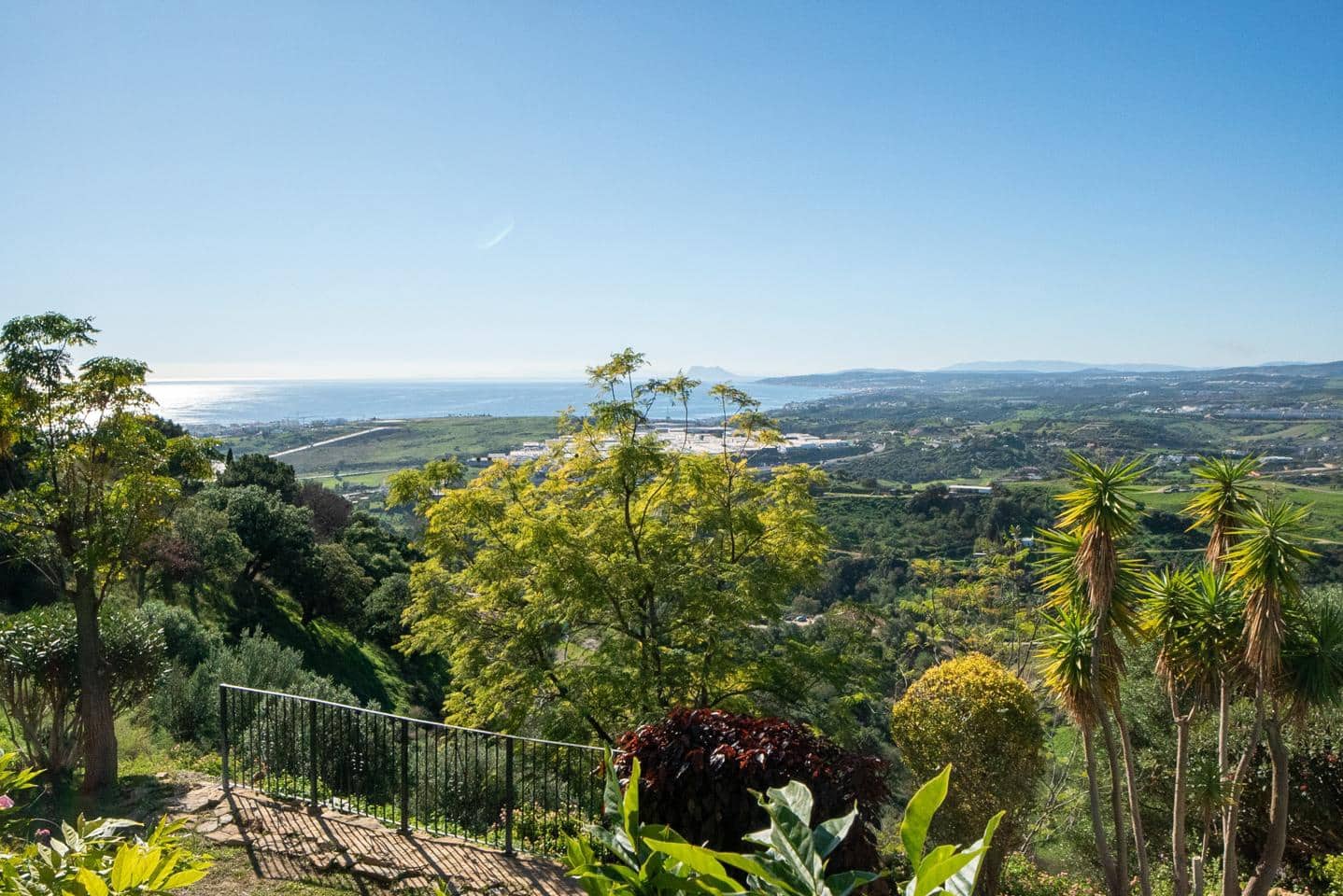 6 sovrum Finca/Hus på landet till salu i Estepona med pool garage - 1 395 000 € (Ref: 9426697)