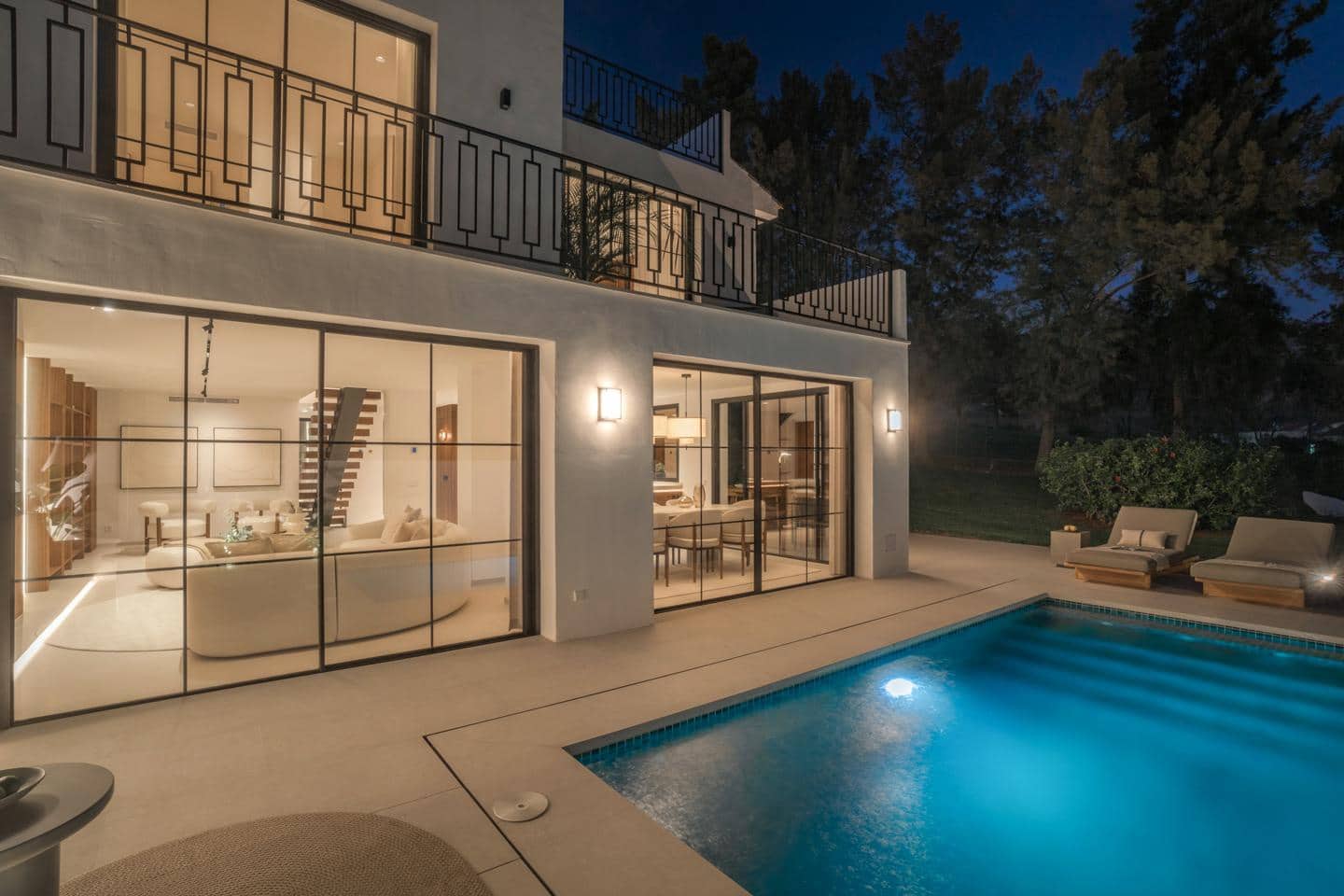 5 soveværelse Byhus til salg i Marbella med swimmingpool garage - € 2.595.000 (Ref: 9426748)