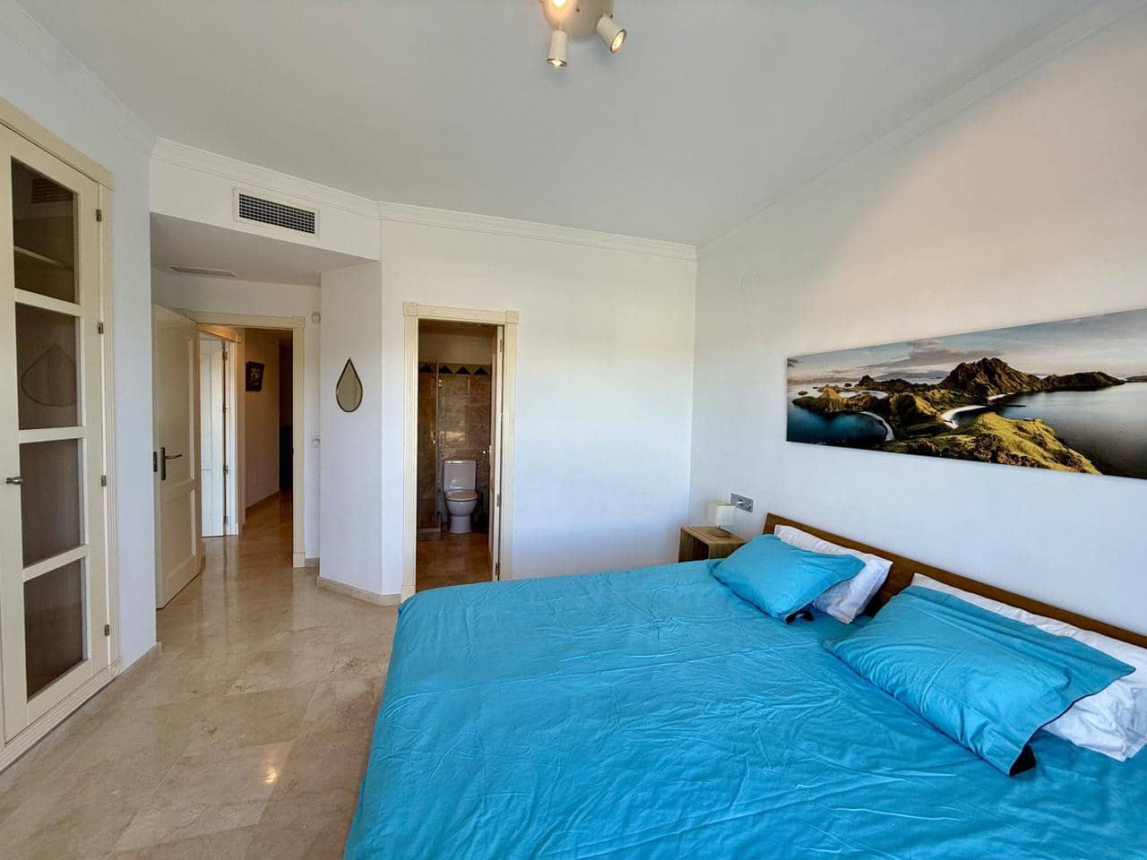 3 bedroom Apartment for sale in San Roque with pool garage - € 450,000 (Ref: 9432795)