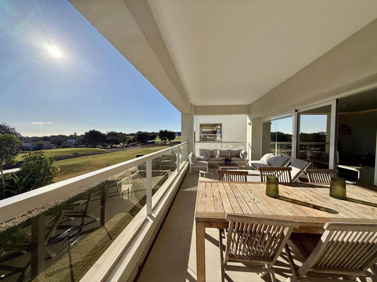 3 bedroom Apartment for sale in San Roque with pool garage - € 515,000 (Ref: 9432796)