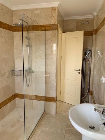 1 makuuhuone Kattohuoneisto myytävänä paikassa Torreguadiaro, San Roque - 246 000 € (Ref: 9455679)