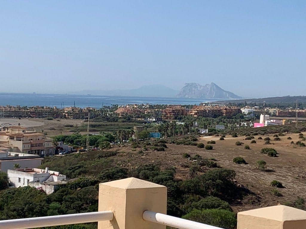 1 chambre Penthouse à vendre à Torreguadiaro avec piscine garage - 246 000 € (Ref: 9455679)