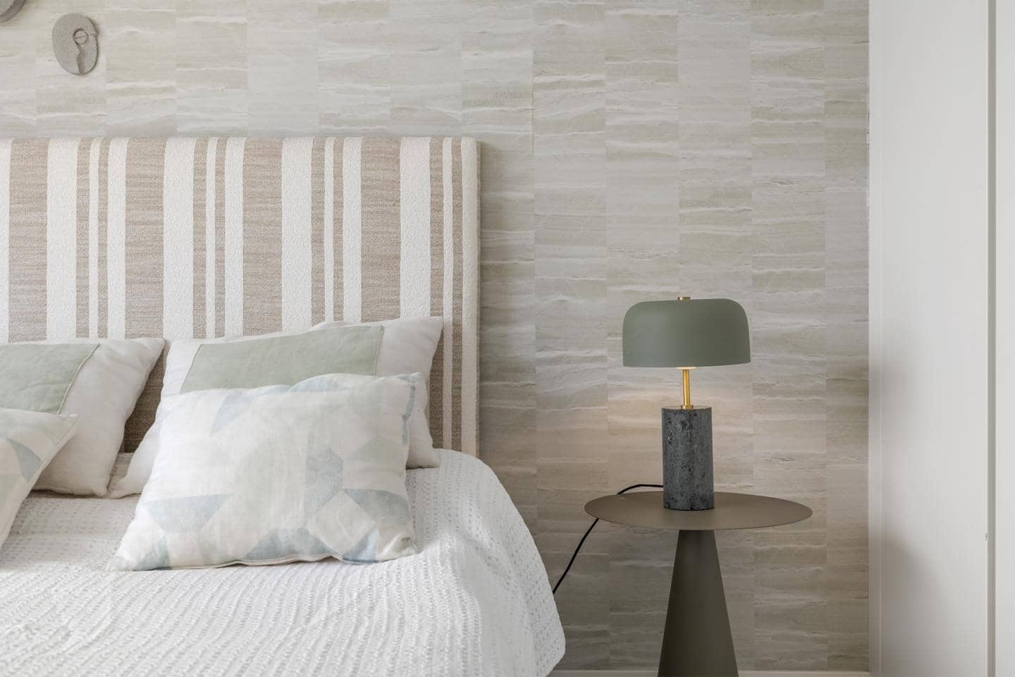 3 sypialnia Apartament na sprzedaż w New Golden Mile z basenem garażem - 1 145 000 € (Ref: 9471815)