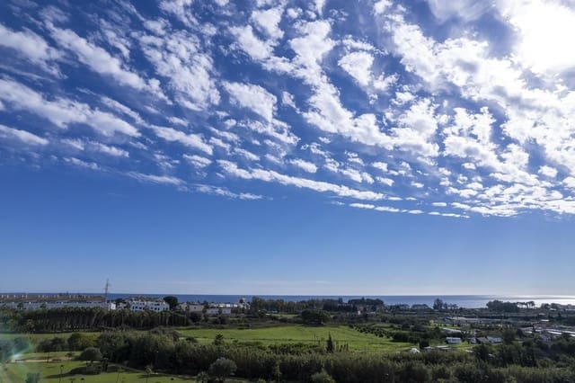 3 bedroom Penthouse for sale in Cancelada, Estepona with pool garage - € 504,200 (Ref: 9483276)