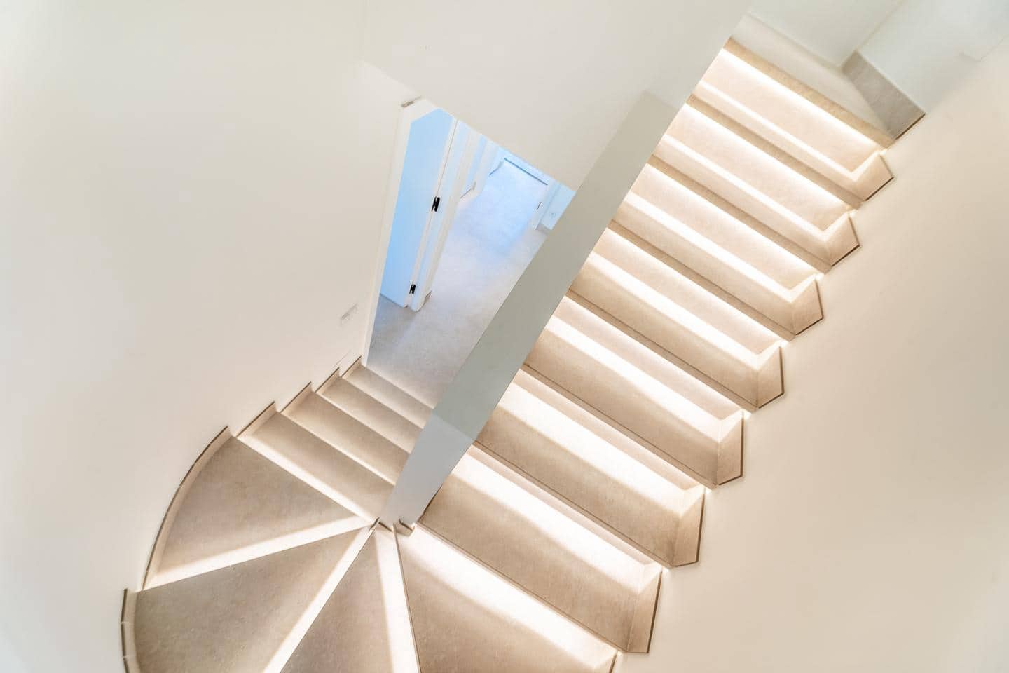 4 sypialnia Willa na sprzedaż w El Velerin z basenem garażem - 2 599 000 € (Ref: 9489784)