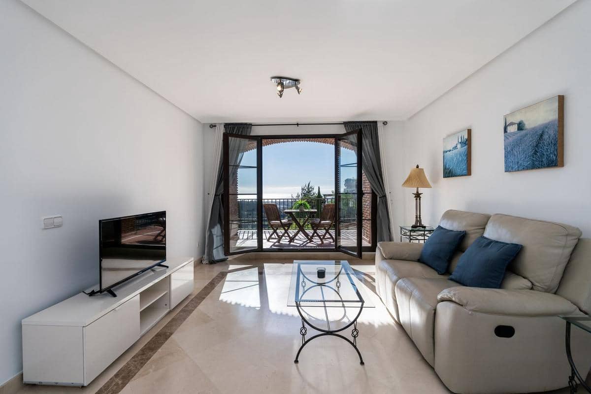 2 slaapkamer Appartement te koop in Benahavis met zwembad garage - € 465.000 (Ref: 9492750)