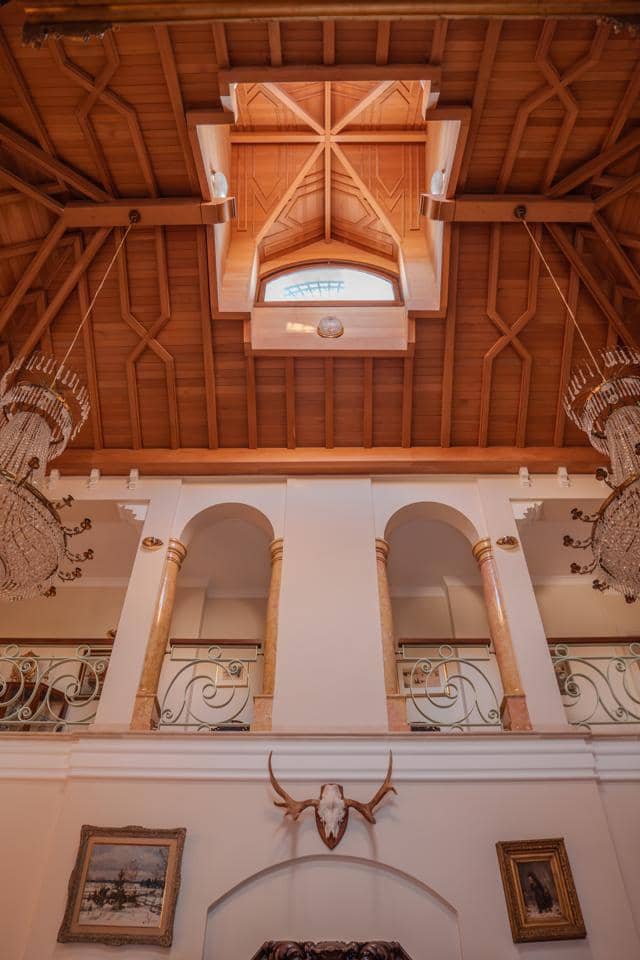 6 makuuhuone Huvila myytävänä paikassa Marbella mukana uima-altaan 
autotalli - 7 500 000 € (Ref: 9521413)