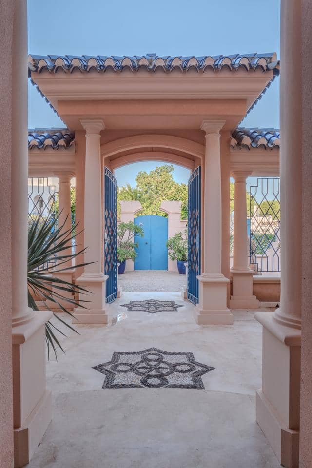 6 makuuhuone Huvila myytävänä paikassa Marbella mukana uima-altaan 
autotalli - 7 500 000 € (Ref: 9521413)