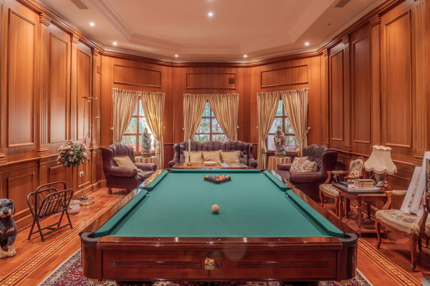 6 makuuhuone Huvila myytävänä paikassa Marbella mukana uima-altaan 
autotalli - 7 500 000 € (Ref: 9521413)