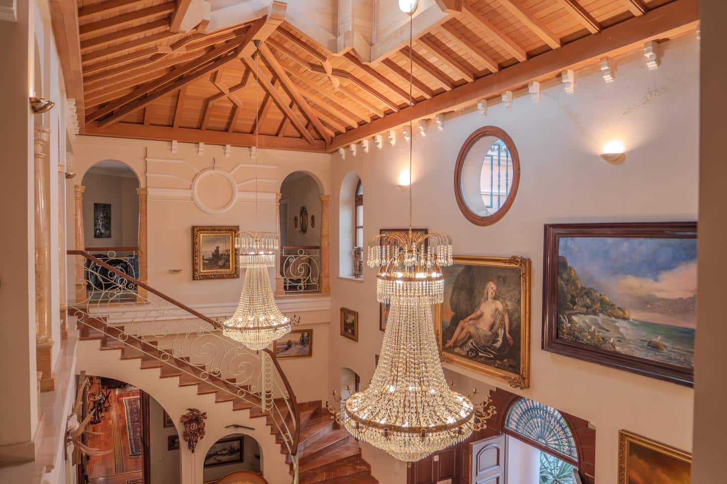 6 makuuhuone Huvila myytävänä paikassa Marbella mukana uima-altaan 
autotalli - 7 500 000 € (Ref: 9521413)