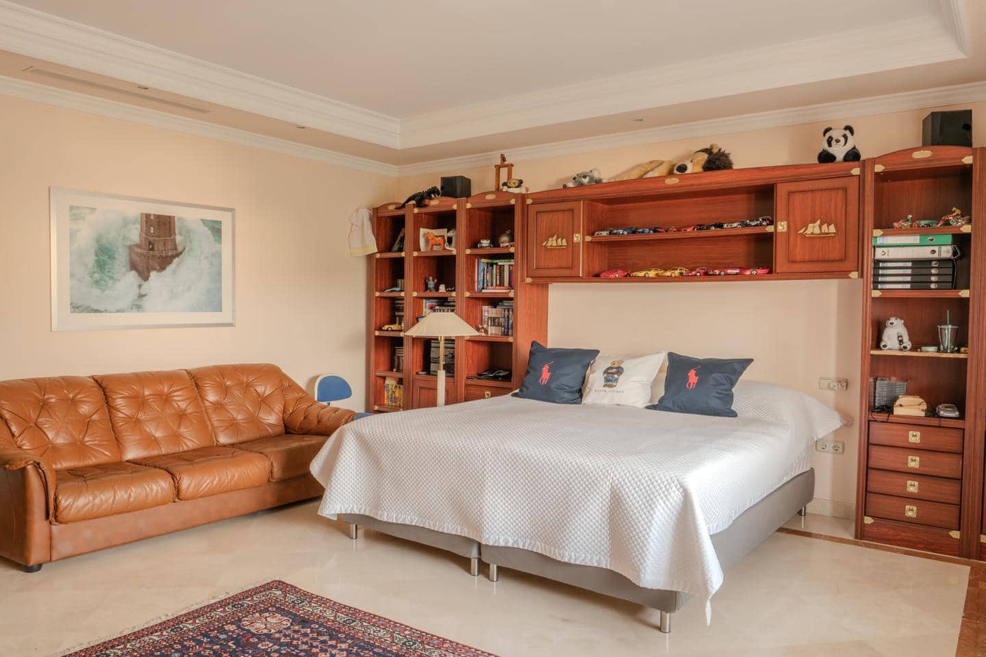 6 makuuhuone Huvila myytävänä paikassa Marbella mukana uima-altaan 
autotalli - 7 500 000 € (Ref: 9521413)