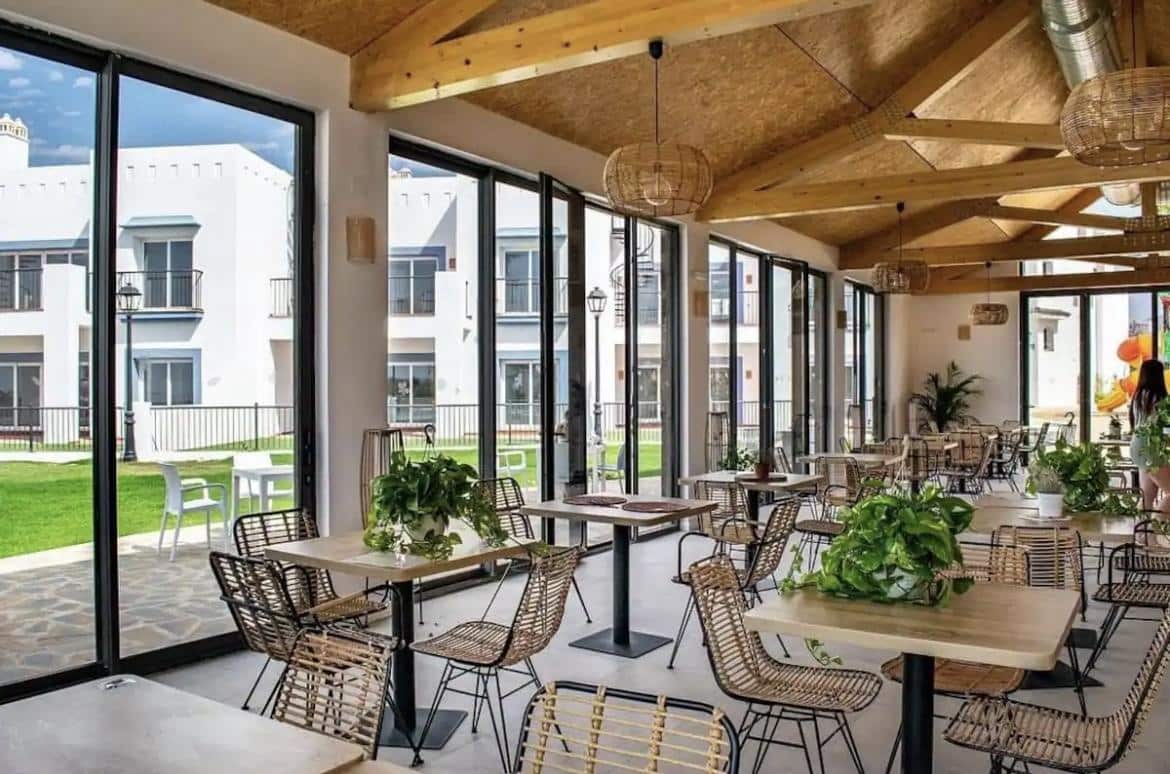 3 sovrum Lägenhet till salu i Benahavis med pool garage - 550 000 € (Ref: 9525579)