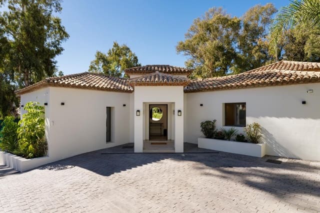 5 makuuhuone Huvila myytävänä paikassa Los Naranjos, Marbella mukana uima-altaan 
autotalli - 4 950 000 € (Ref: 9525751)