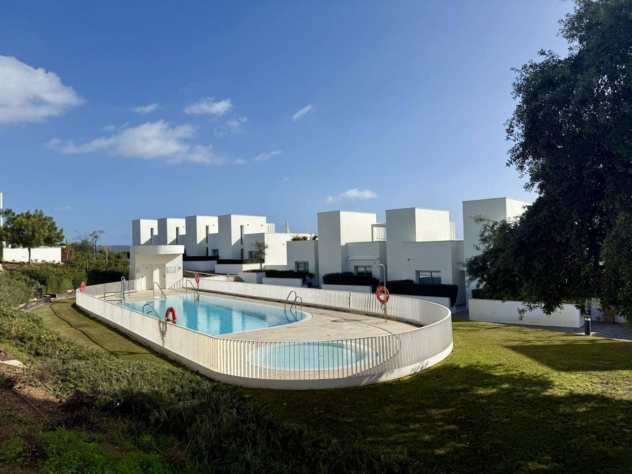 5 soveværelse Villa til salg i Sotogrande med swimmingpool garage - € 1.450.000 (Ref: 9533051)